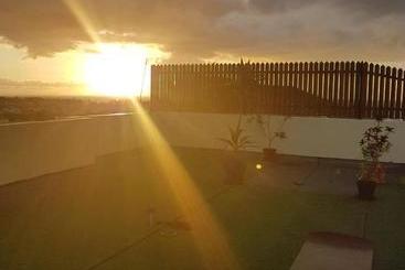 West Coast View Studios & Appartment