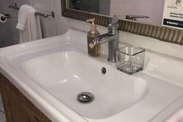 Bayport Residence Inn - Dominica