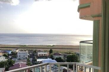 هتل Bayport Residence Inn
