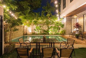 هتل Soksan Angkor Villa