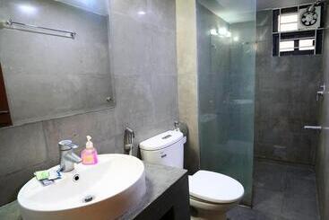 Xpressmall Hotel Near Dhaka Airport