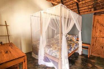 هاستل Kitesurf Tofo House