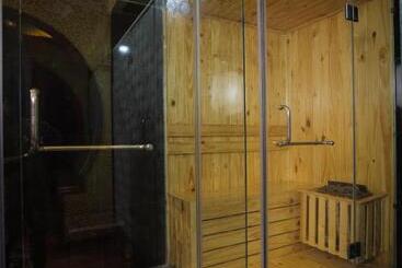 Dubai Luxury Hotel & Massage
