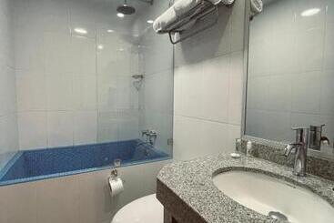 هتل Baños Del Inca Premium