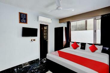 هتل Super Collection O Sector 122 Noida Formerly Mount Olympus