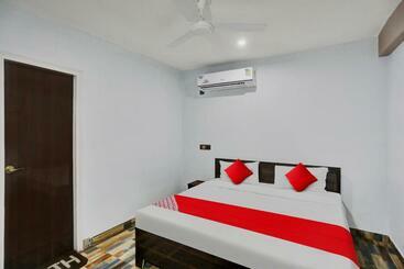 هتل Super Collection O Sector 122 Noida Formerly Mount Olympus