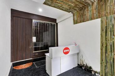 هتل Super Collection O Sector 122 Noida Formerly Mount Olympus