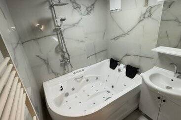 Paris Residence