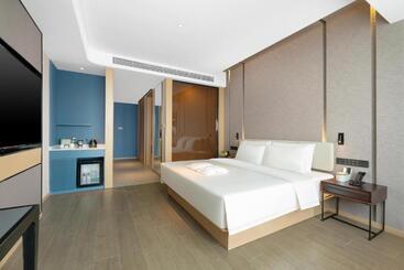 Atour Hotel Jinan Yaoqiang International Airport
