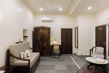 تختخواب و صبحانه Heart Of The City Homestay By Rashmi