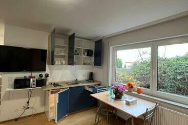 پانسیون Apartment 6 Am Stuttgarter Flughafen Messe