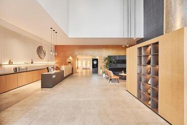 Base Shanghai Suhe Serviced Apartment, Near East Nanjing Road & People S Square