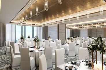 هتل A La Carte Ha Long Bay