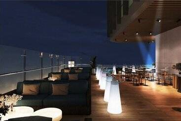 هتل A La Carte Ha Long Bay