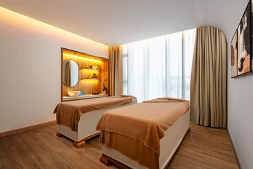 هتل A La Carte Ha Long Bay