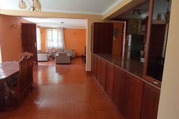هتل Afroclan House