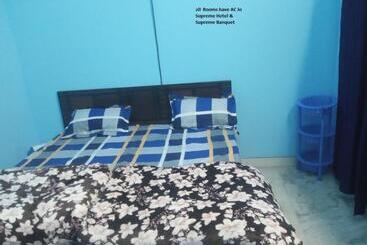 ホテル Supreme & Banquet