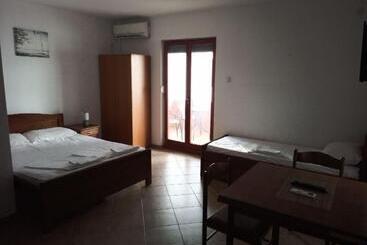 پانسیون Apartments Normannia