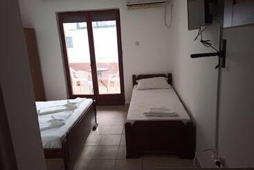 پانسیون Apartments Normannia