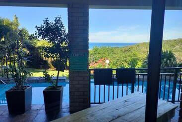 پانسیون Cove Rock Stay