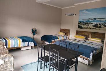 پانسیون Cove Rock Stay