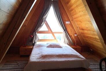 تختخواب و صبحانه Le Chalet Pointu De Capucine Chambre D Hote Arcs 1600