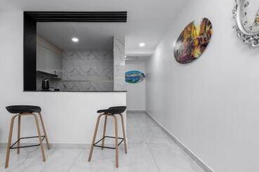 هتل Bkt Cribs   Apartments & Suites