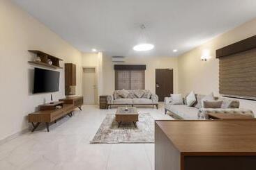 هتل Bkt Cribs   Apartments & Suites