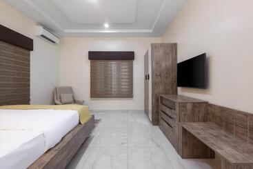 هتل Bkt Cribs   Apartments & Suites