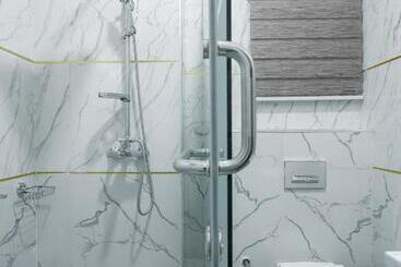هتل Bkt Cribs   Apartments & Suites