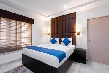 هتل Bkt Cribs   Apartments & Suites