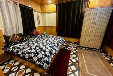 Nirvana By Oztel Backpacker Hostel