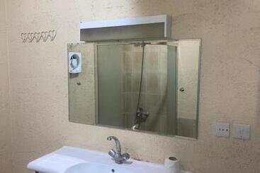 هتل Al Orouba