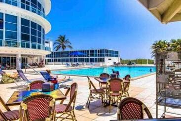 11th   Seven Heaven Miami  Unforgettable Ocean Front  Free Parking