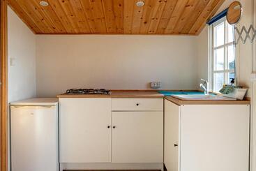 호스텔 Alaia Tiny House Between Volcanoes And Beach Breaks