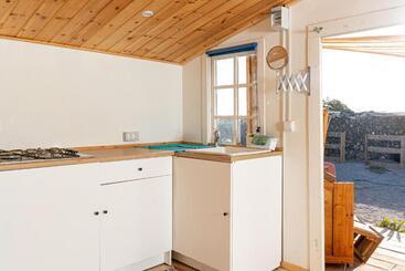 فندق صغير Alaia Tiny House Between Volcanoes And Beach Breaks