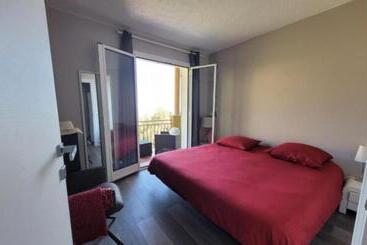 تختخواب و صبحانه Cosy Cottage With Private Pool