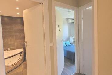 تختخواب و صبحانه Cosy Cottage With Private Pool