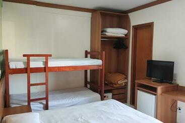 Golden Dolphin Gd Suite 4 Adultos E 1 Criança Até 5 Anos