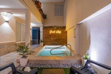 هتل Brisas 5a Av, Playa Del Carmen