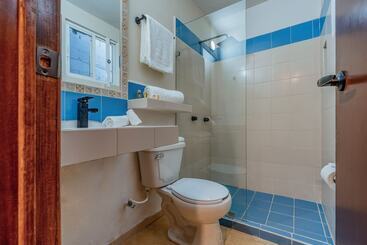 هتل Brisas 5a Av, Playa Del Carmen