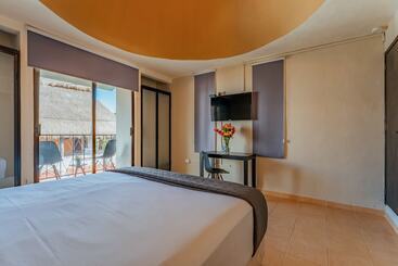 هتل Brisas 5a Av, Playa Del Carmen