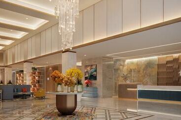 هتل Holiday Inn Lucknow Airport, An Ihg