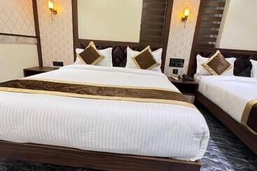 هتل Mangalore Stay Inn