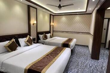 هتل Mangalore Stay Inn