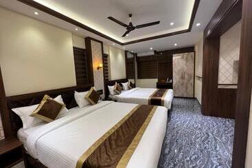 هتل Mangalore Stay Inn