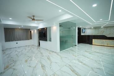 هتل Mangalore Stay Inn