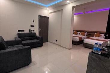 هتل Mangalore Stay Inn