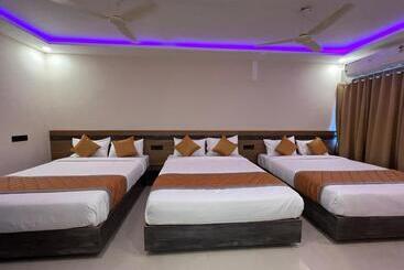 هتل Mangalore Stay Inn