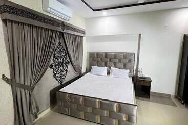 هتل Oriole Luxury